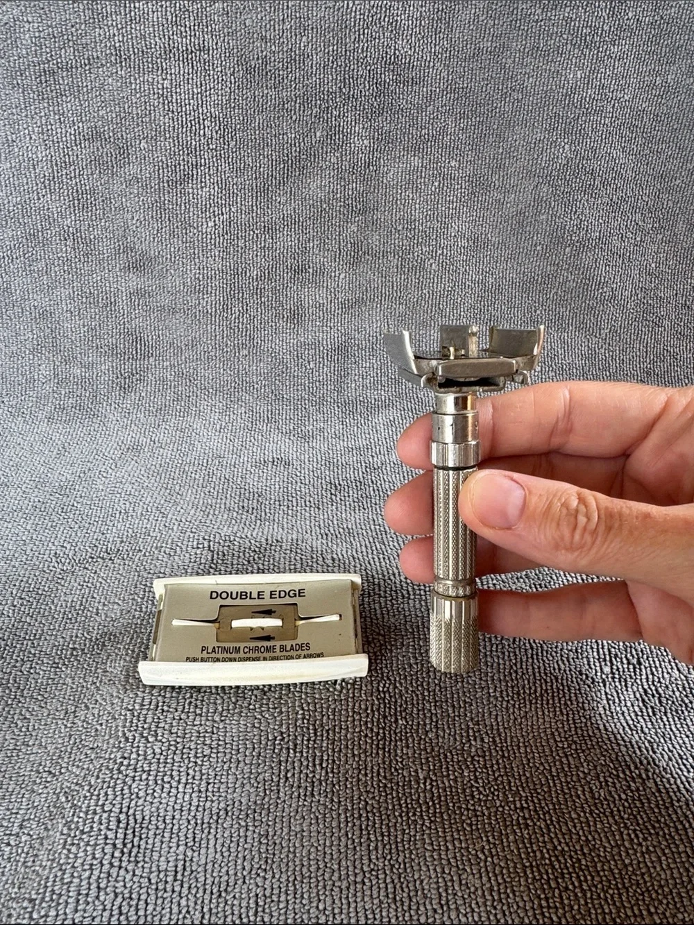 Vintage Gillette Slim Double Edge Adjustable Safety Razor and Blades
